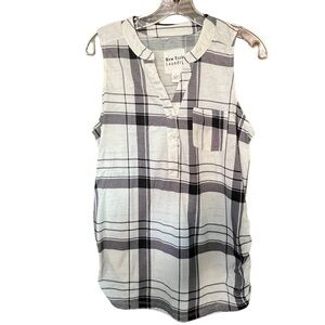 New york laundry women's black & white plaid sleeveless v-neck size:Large